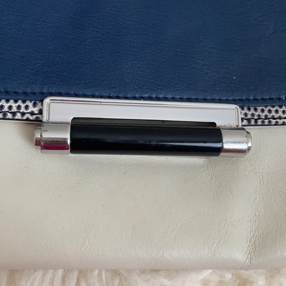 Dvf Two Tone Purse With Python Trim - image 4